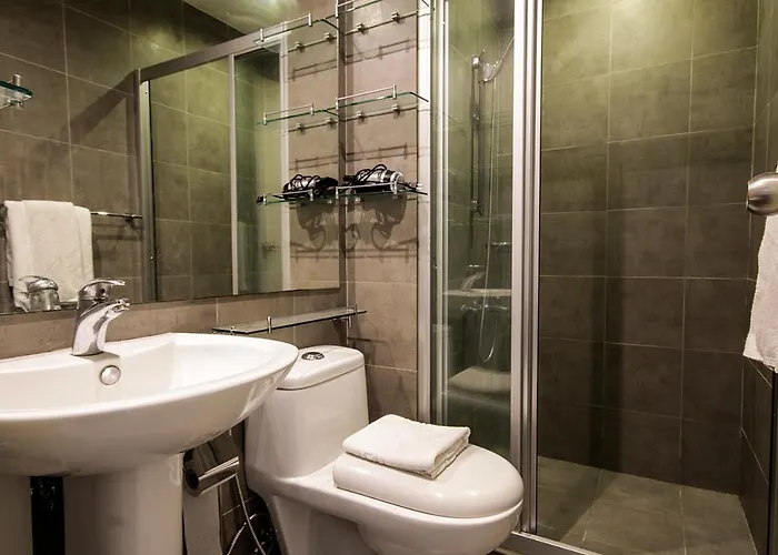 Aparthotel Gramercy Residences Manila