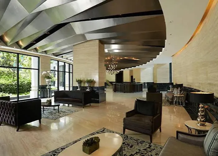Gramercy Residences Aparthotel *